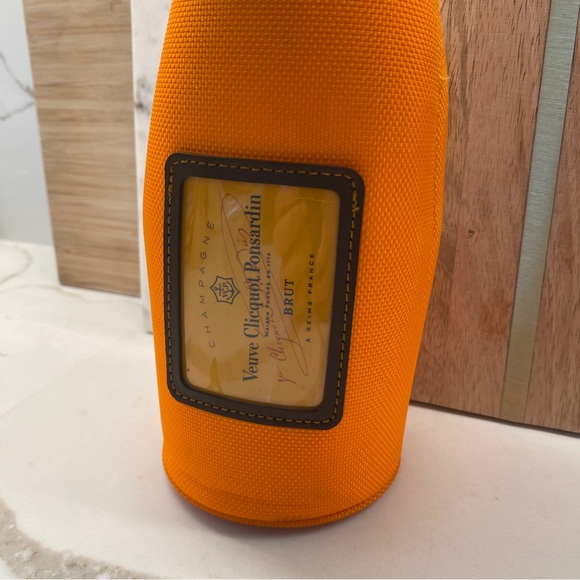 Veuve Clicquot Champagne Bottle Zip Cooler/Cover - Picture 2 of 8